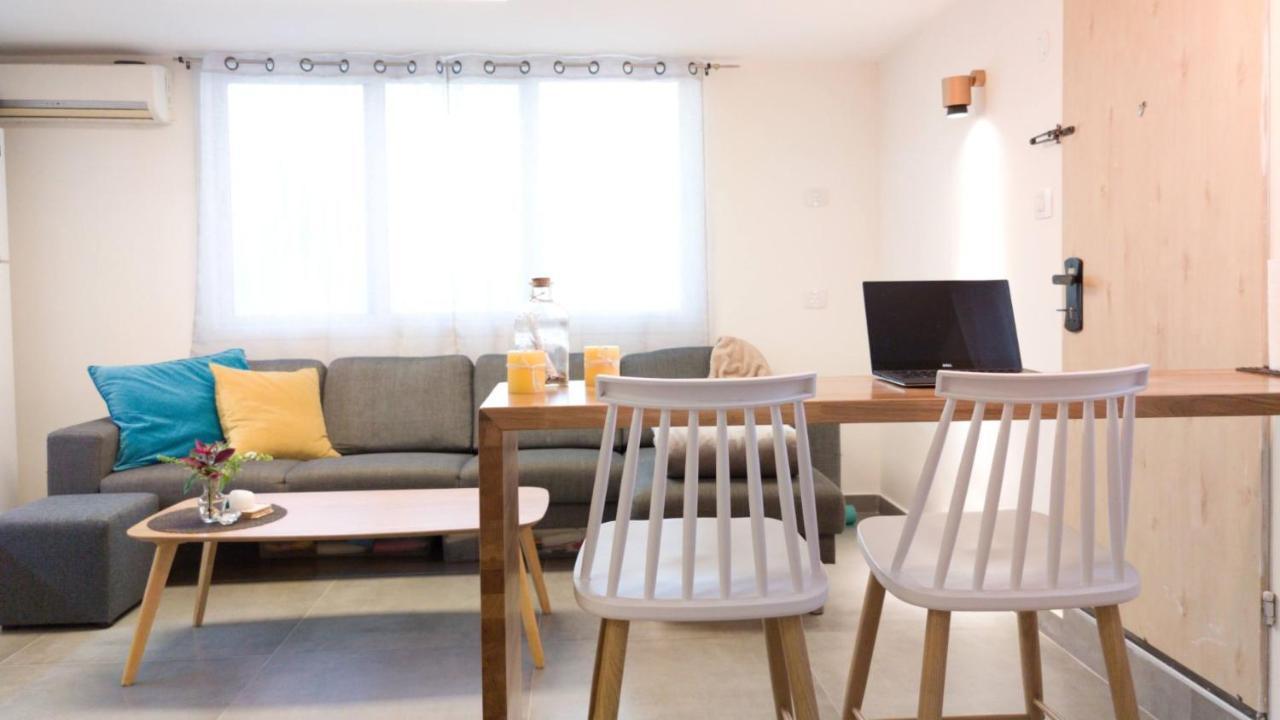 Primrose Boutique Apartment Ashdod Eksteriør bilde